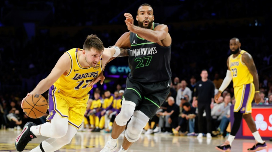 Play-offs NBA: les Lakers de LeBron James &eacute;limin&eacute;s au premier tour par Minnesota